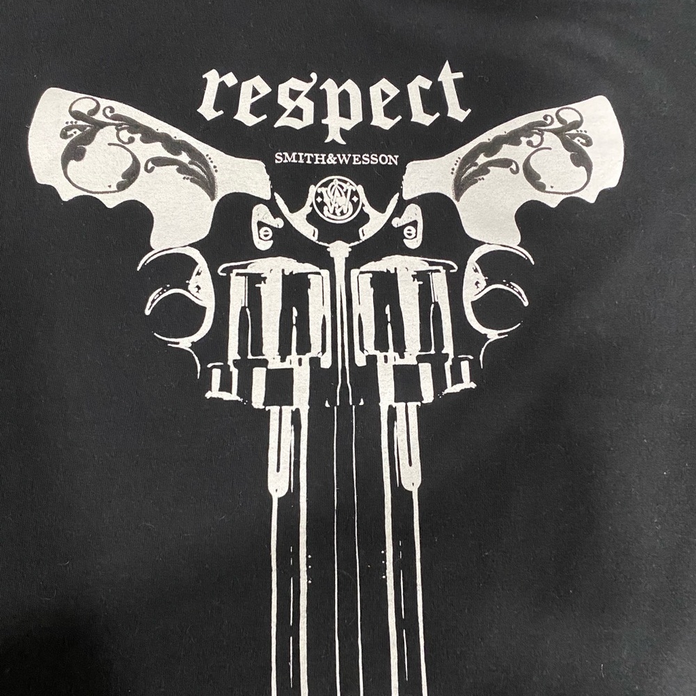 Smith and Wesson Black Graphic Men's Shirt XL New With Tags